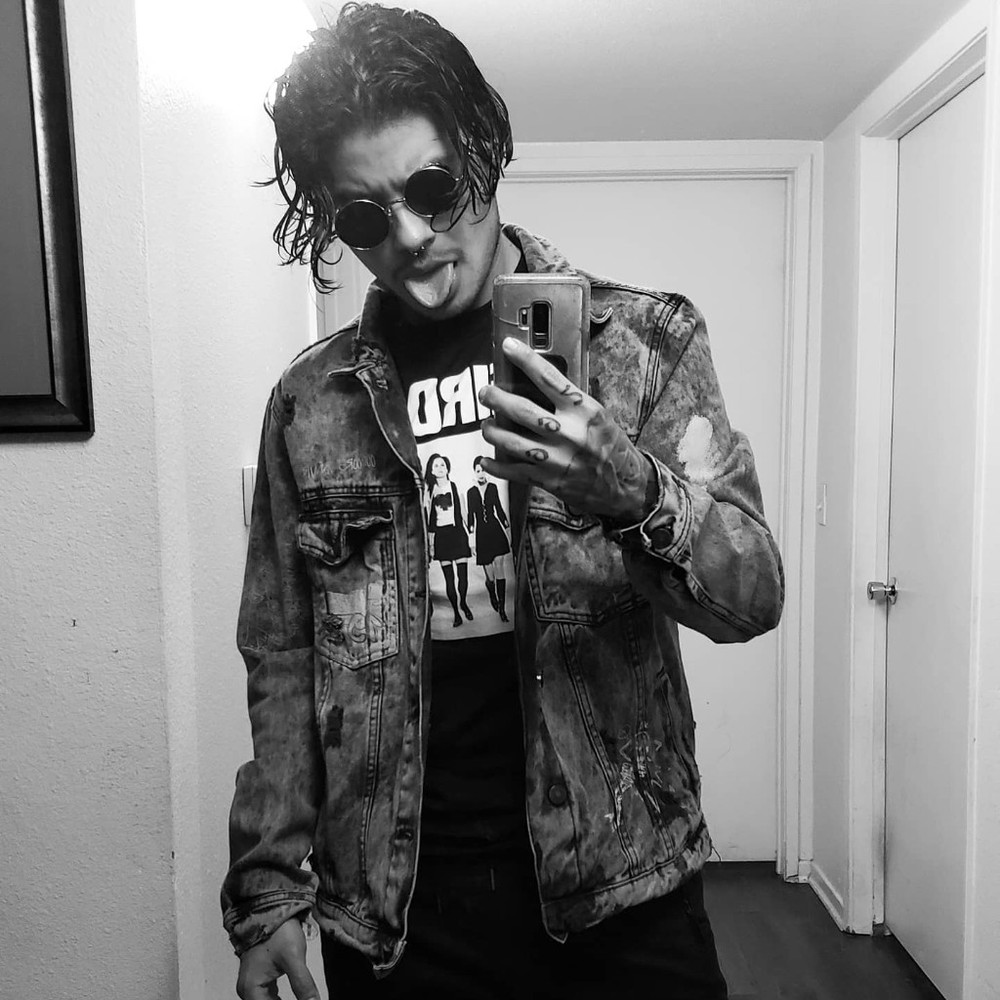 Meet your Posher, Rene